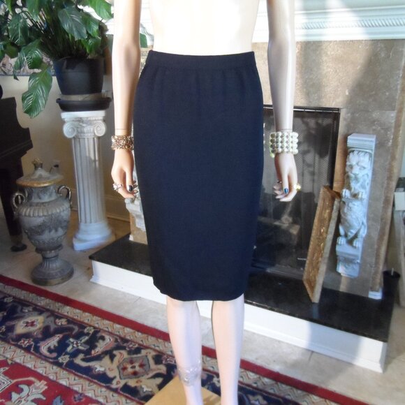 St. John Collection Black Tweed Knit Skirt Suit Size 4 - Picture 13 of 16